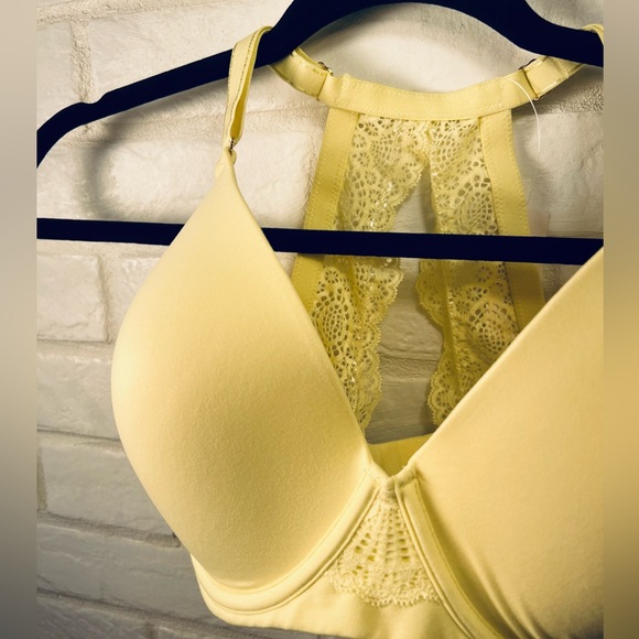 NWT Soma Embraceable Geo Lace
Racerback Lined Bra 34 DDD Lemonade Yellow #0638 - Picture 3 of 14